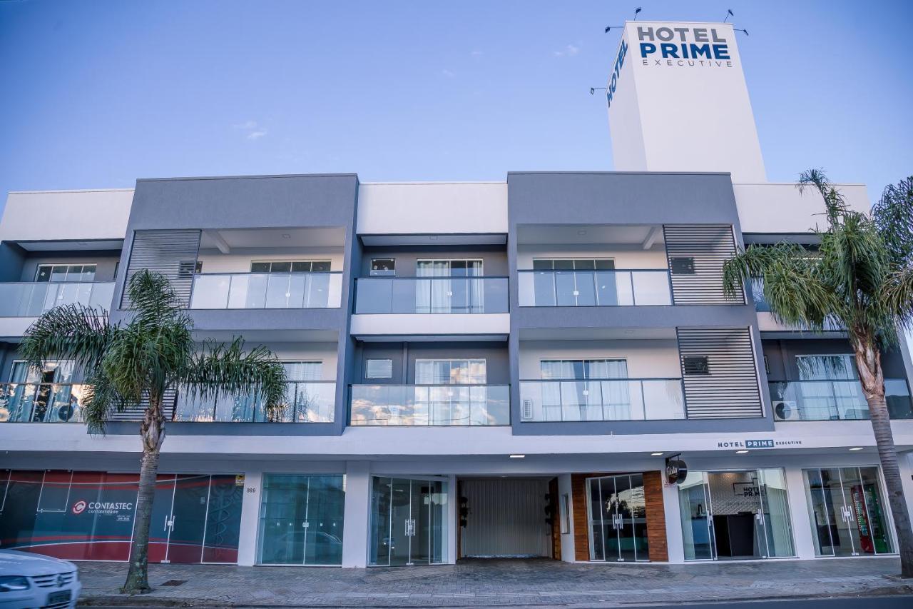 Hotel Prime Executive Campos Novos  Exteriör bild